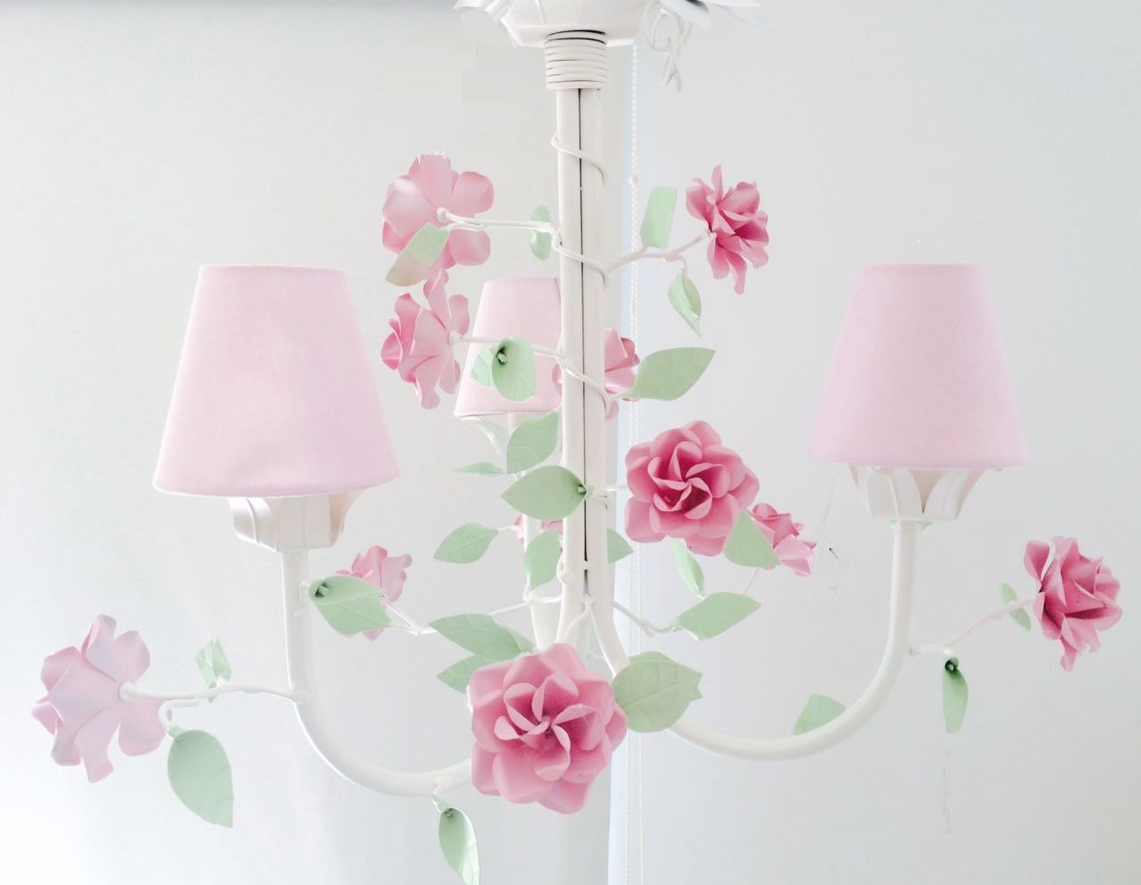 lustre provencal floral com rosas